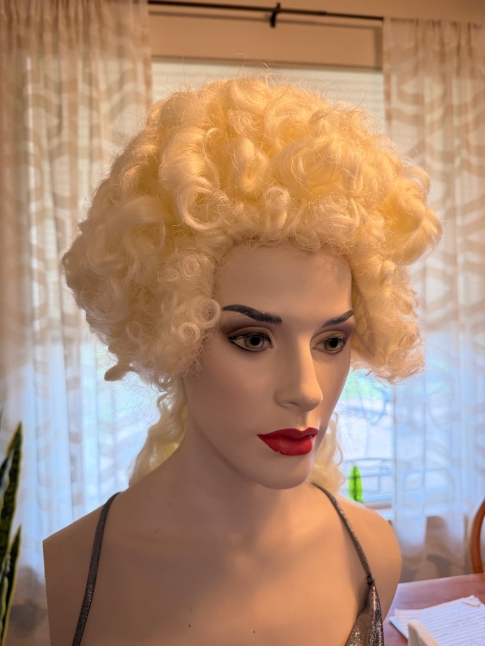 Blonde Marie Antoinette Women's Wig with Vintage Volume